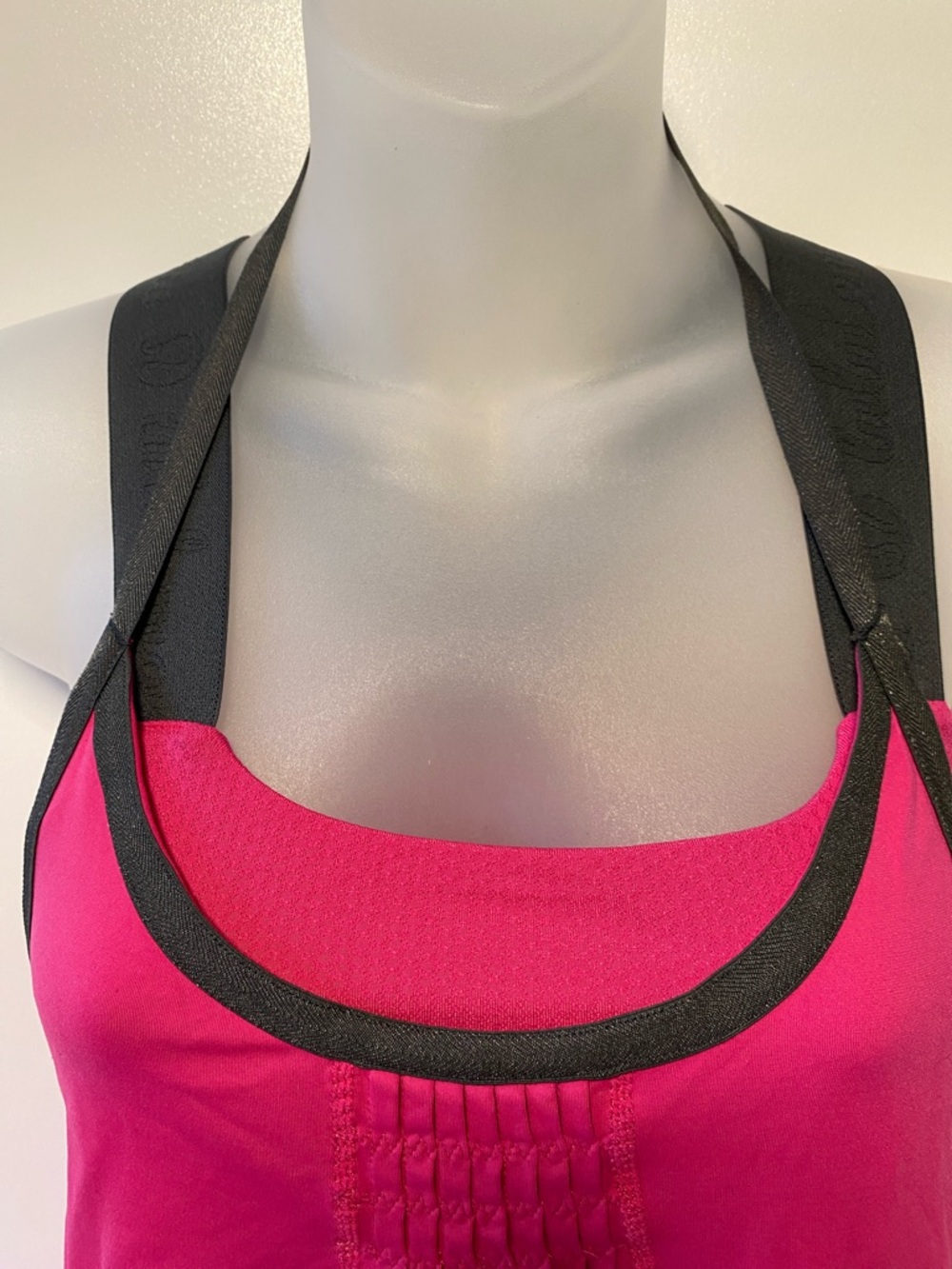 lululemon athletica Hot Pink Tank with Charcoal Trim - Picture 6 of 8